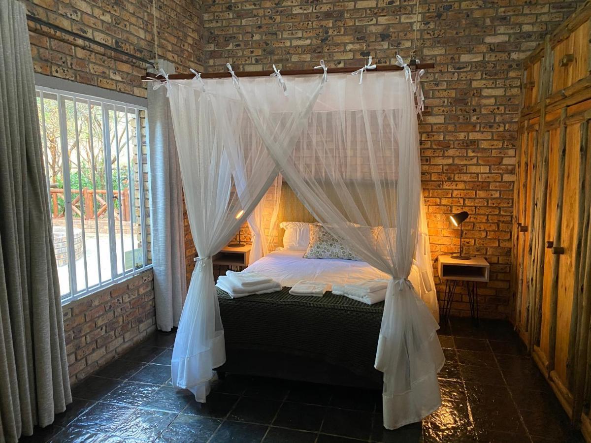 Genet House Holiday Home Marloth Park Eksteriør billede