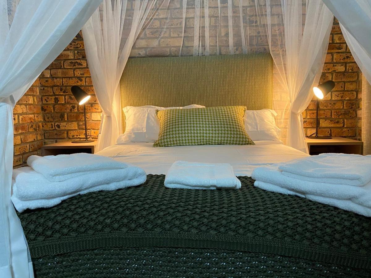 Genet House Holiday Home Marloth Park Eksteriør billede
