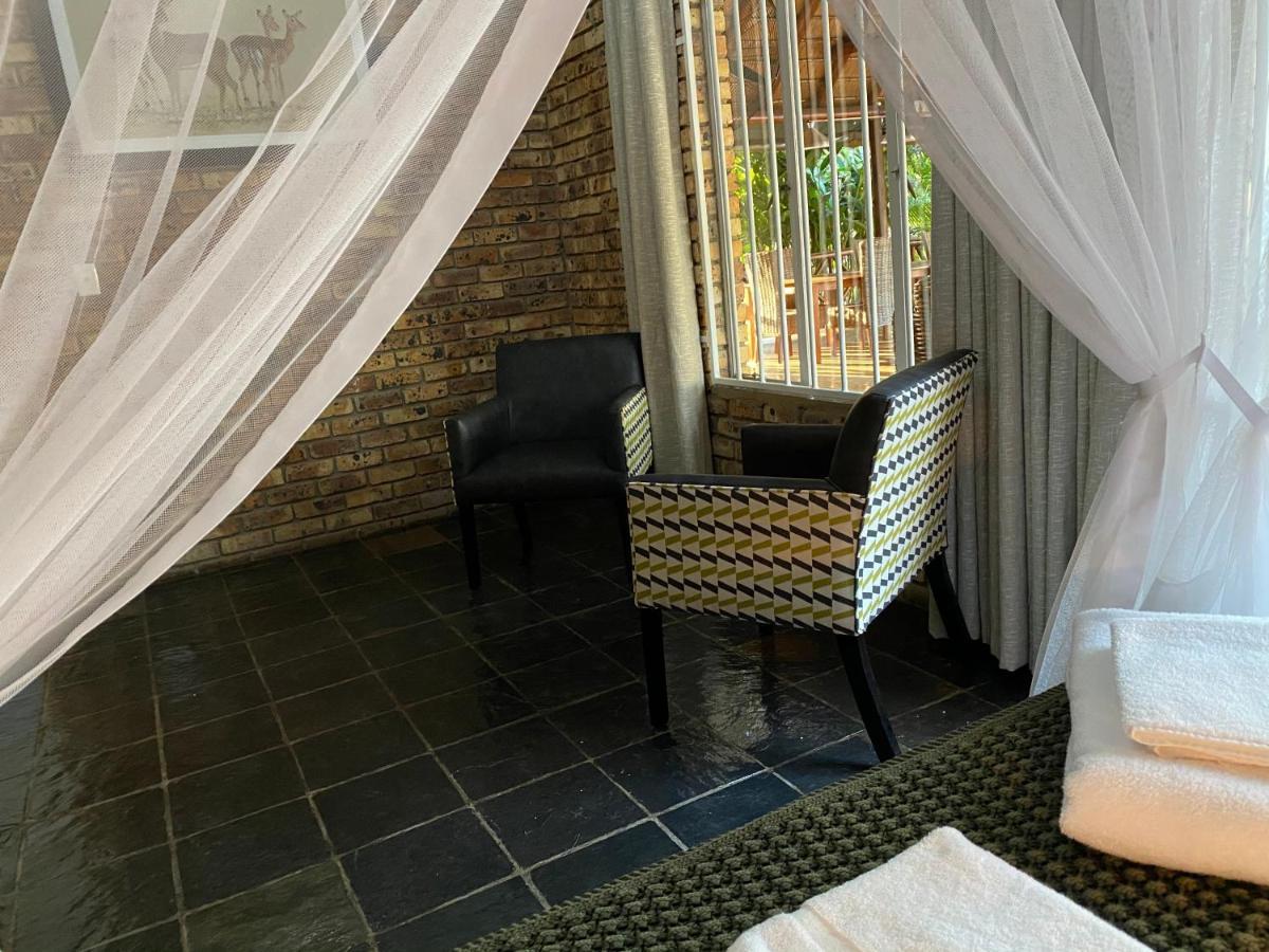 Genet House Holiday Home Marloth Park Eksteriør billede