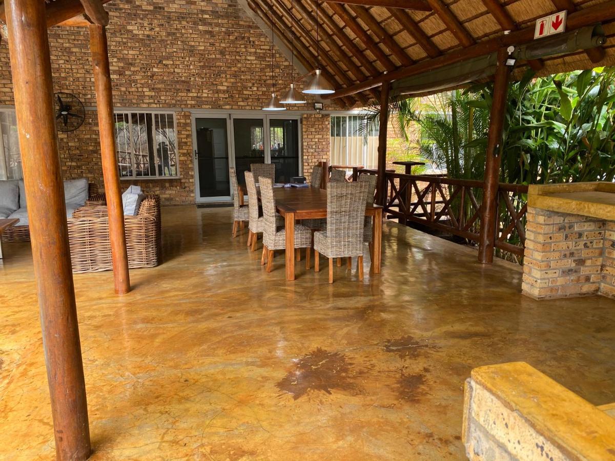 Genet House Holiday Home Marloth Park Eksteriør billede